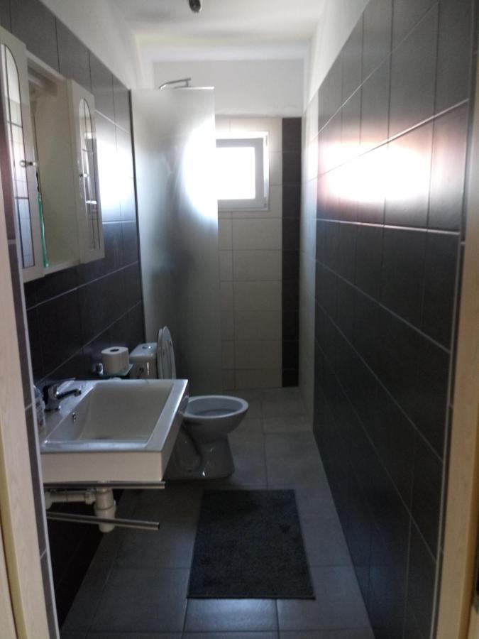 Apartamento .....Und Der Hund Darf Mit Privlaka  Exterior foto